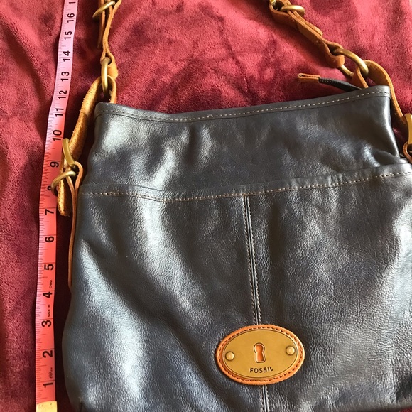 Fossil Genuine Leather Key Per Purse - Picture 10 of 10